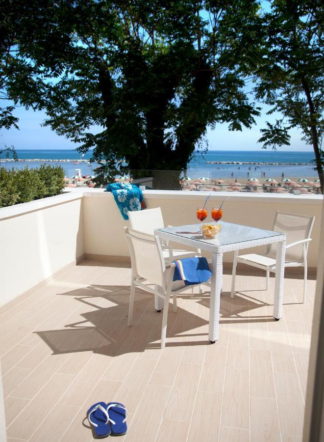 Marina Beach Aparthotel 里米尼 外观 照片
